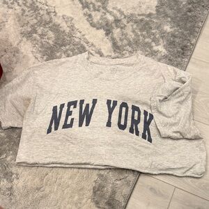 Gray "New York" Crop Top Tee - Women's Casual